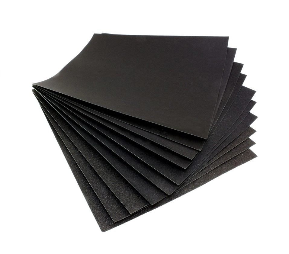 Does sandpaper work better wet or dry?